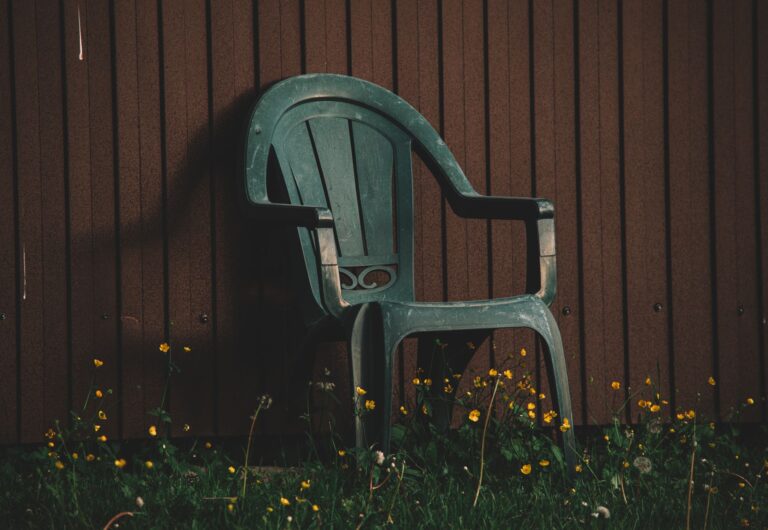 Comment raviver un salon de — nettoyage mobilier de jardin plastique noir